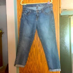 Gap Boyfriend Fit Cropped Capri Jean size 14